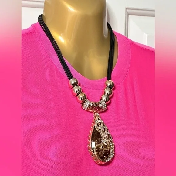 Assemblage Art Necklace Pendant Artisan Smoky Crystal OOAK Statement 3377 O - Picture 2 of 16